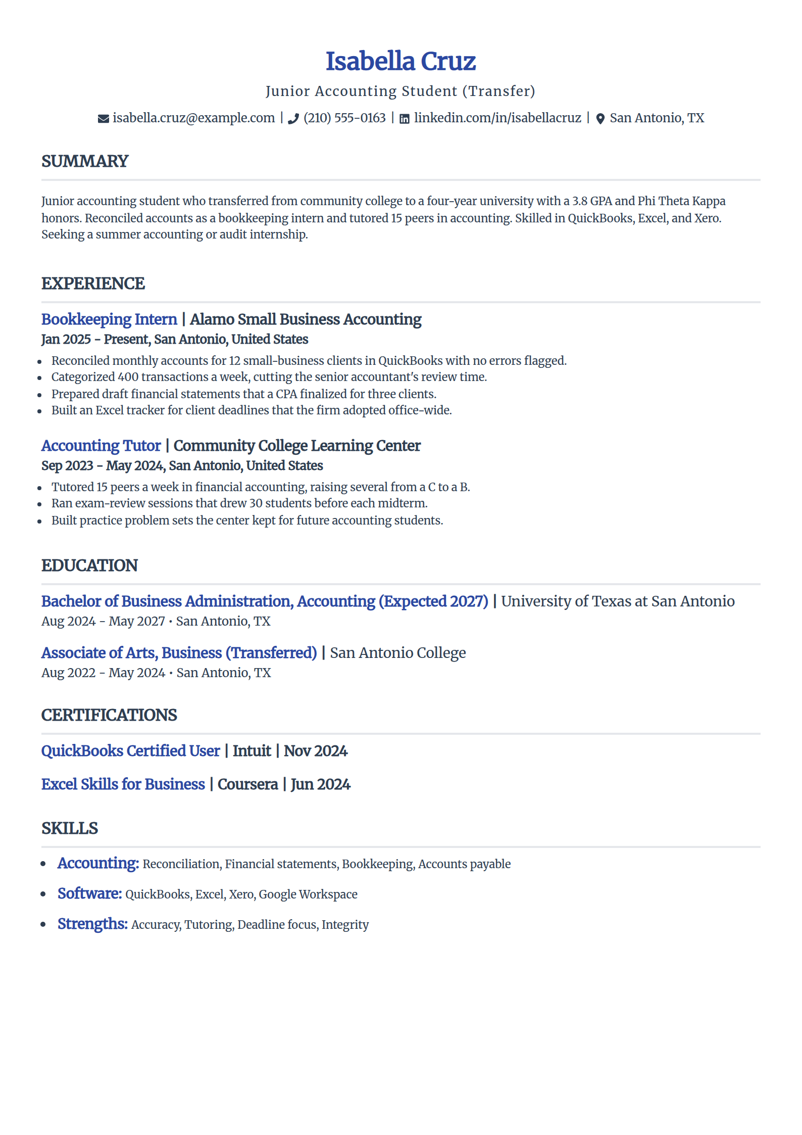 Transfer student college resume example in the Simple template