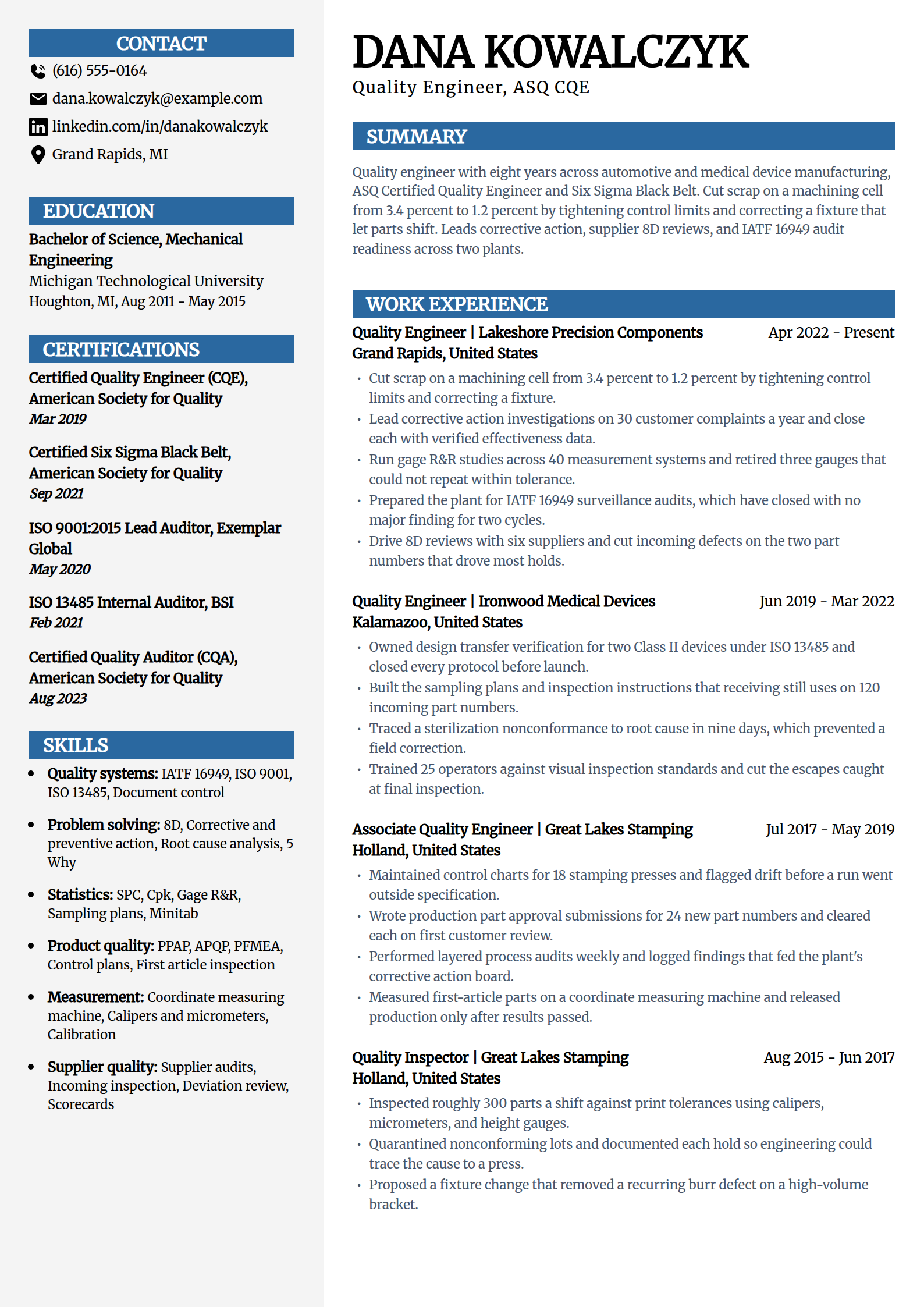 Quality engineer resume example in the Mosaic template
