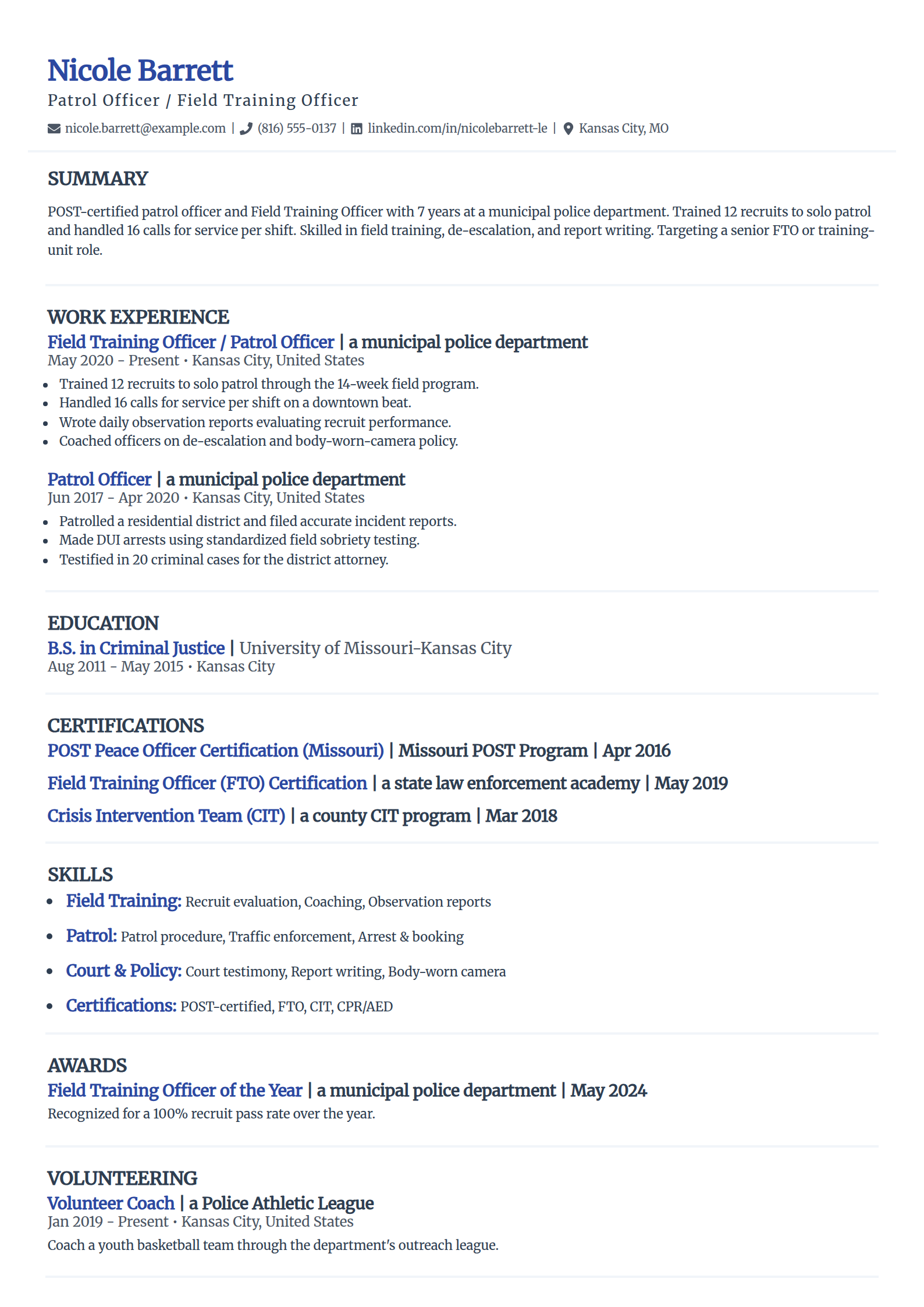 Field training officer resume example in the Elegant template