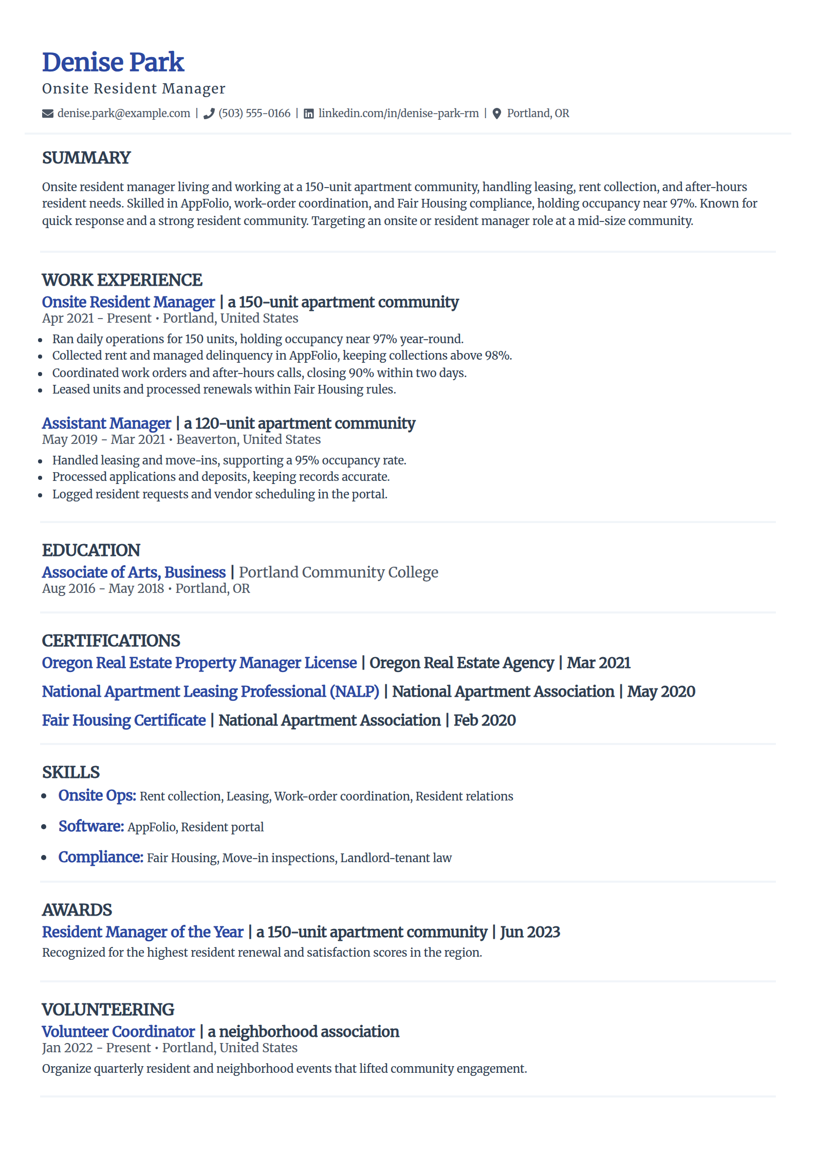 Onsite resident manager resume example in the Elegant template